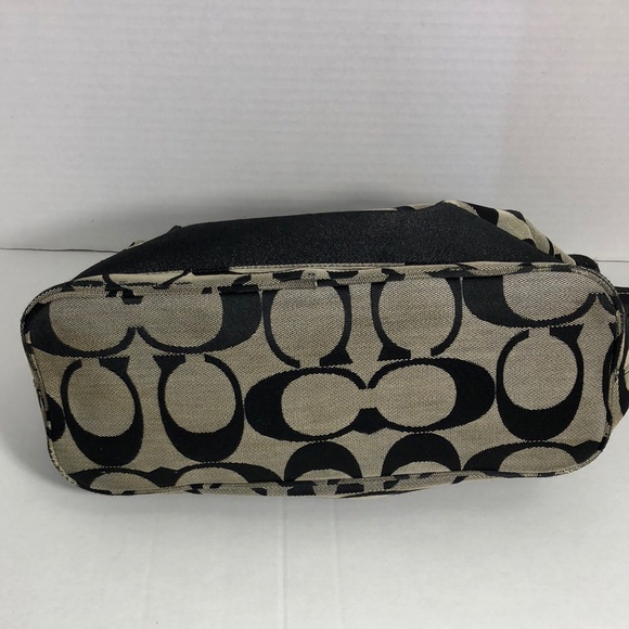 Authentic Coach Shoulder Bag Cloth Signature Style - Picture 4 of 6